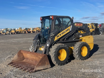 2013 New Holland L230 Kompaktlader