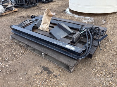 MacDon CA25 Header Adapter Kit معدات زراعية متنوعة