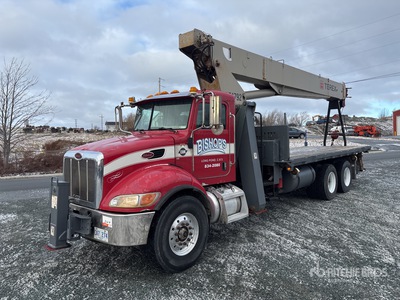Terex BT-4792 47000 lb Straight Boom on 2005 Peterbilt 335 6x4 Ciężarówka z wysięgnikiem