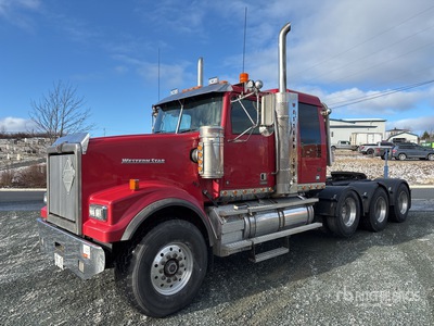 2017 Western Star 4900FA 8x4 Tri/A Sleeper Truck Tractor