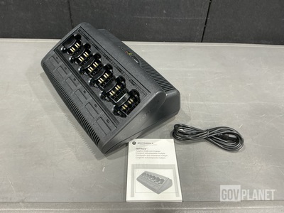 (12) Motorola WPLN4108BR Battery Charger
