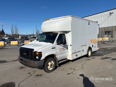 2012 Ford E-450 4x2 Ciężarówka użytkowa