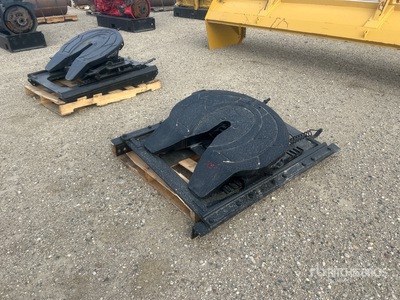 Holland Sliding Fifth Wheel