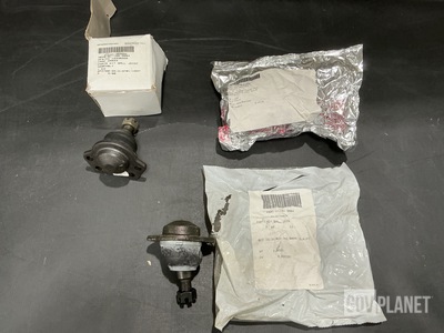 (302) AM General 5716606 Ball Joint Parts Kits