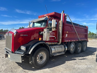 2015 Kenworth T800 8x4 Wywrotka Tri/A