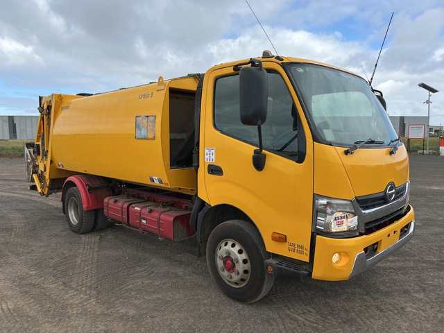 2016 Hino 300 Series 4x2 Rear Loader Waste Collection Truck