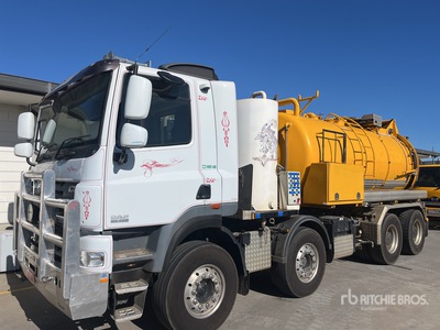 2011 DAF CF85 Vacuum Tanker Truck