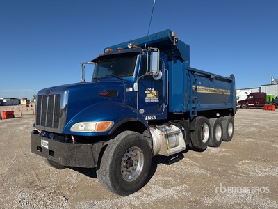 2016 Peterbilt 348 8x4 Camion à benne basculante Tridem