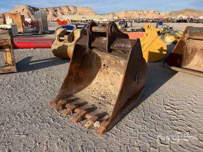 C & P 46 in Digging Excavator Bucket - Fits Komatsu PC360