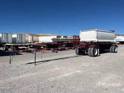 2007 Rogue T/A Turntable Transfer Trailer