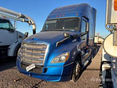 2019 Freightliner Cascadia 126 6x4 تراكتور شاحنة كابينة النوم (ثنائية المحور)