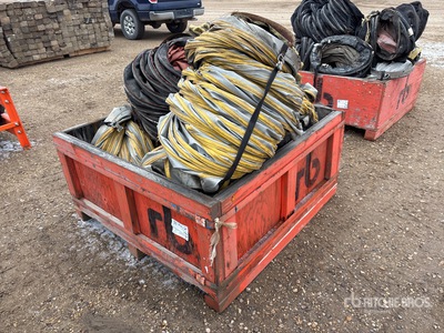 Quantity of (8) Heater Socks ادوات صناعية متنوعة