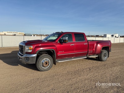 2018 GMC 3500HD SLT 4x4 Crew Cab Pickup