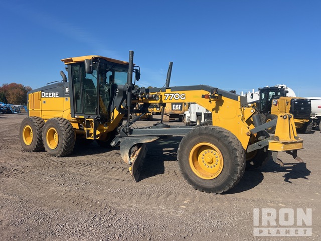 MOTOCONFORMADORA JOHN DEERE 770G 2019