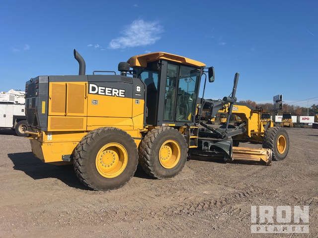 MOTOCONFORMADORA JOHN DEERE 770G 2019