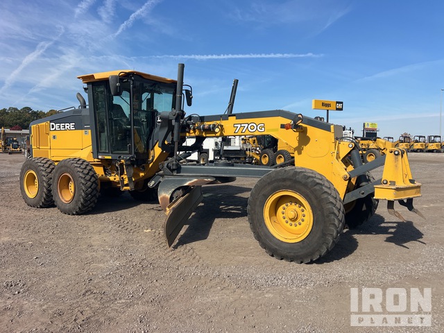 MOTOCONFORMADORA JOHN DEERE 770G 2019