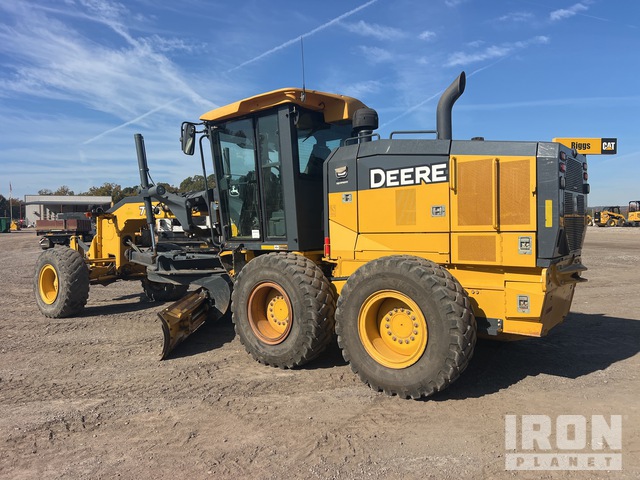 MOTOCONFORMADORA JOHN DEERE 770G 2019