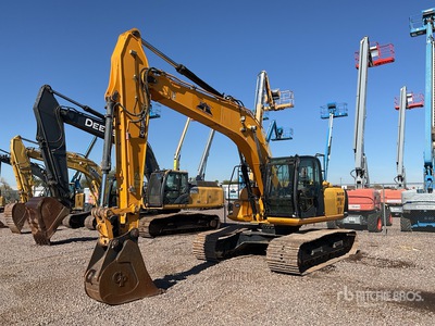 2017 JCB JS220 LC 油圧ショベル