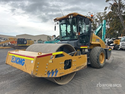 2022 XCMG XS205S Smooth Drum Compactor
