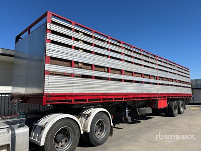 Freighter 12.5 m Bogie/A 1x2 Convertible Livestock Trailer