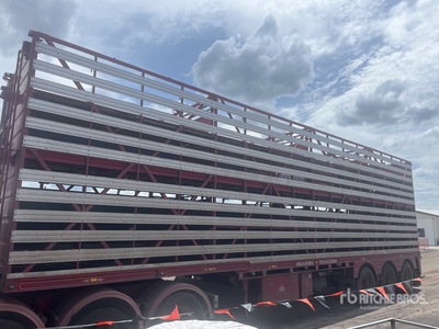 2008 Shanks trailer 3TT Tri/A Livestock Trailer