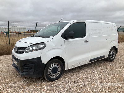 2020 Opel Vivaro Fourgon cargo