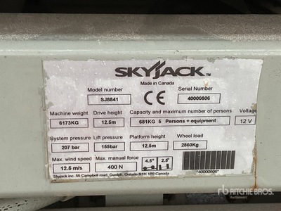 2011 Skyjack SJ8841 4x4 Diesel Piattaforma aerea verticale
