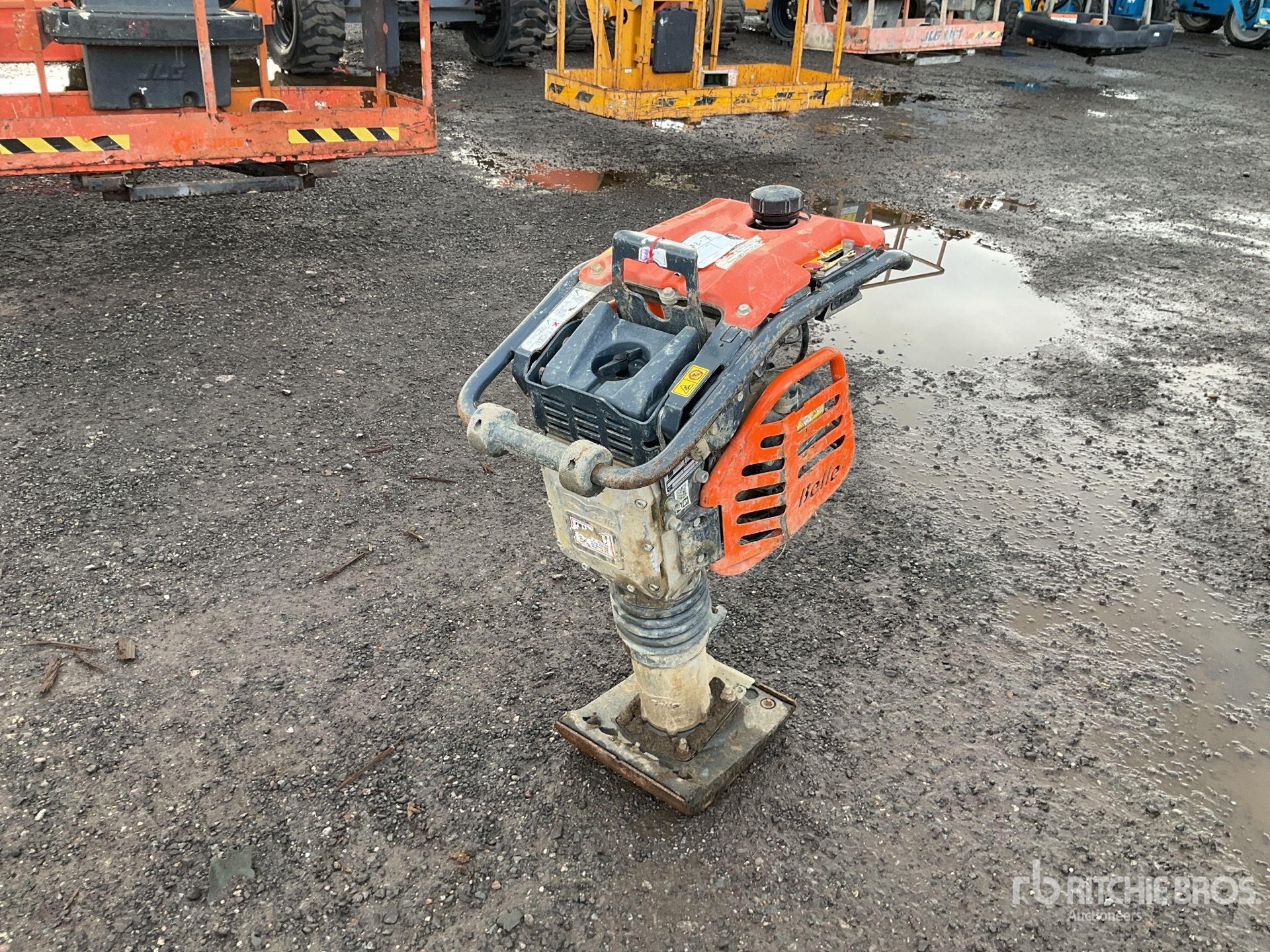 2023 Belle RTX60H2165S Stampfer