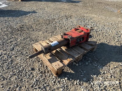 Hydraulic Breaker
