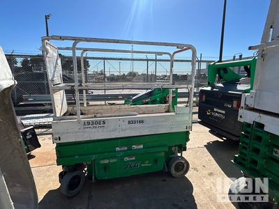 2016 JLG 1930 ES Electric シザーリフト (Inoperable)