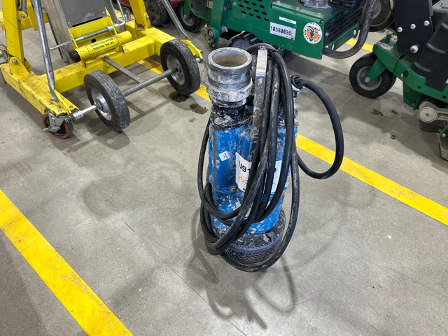 2021 Tsurumi NK2-15 Water Pump (Inoperable) 2021 Tsurumi NK2-15 Water Pump (Inoperable)