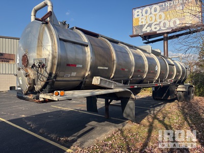 1981 Polar T/A 55 Ft Stainless Steel with Auger Tanker Trailer