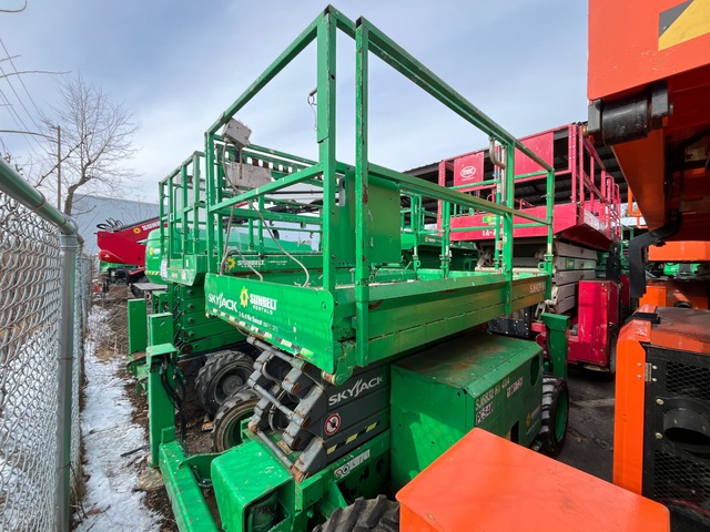 2017 Skyjack SJ6832 RT 4x4 Diesel Scissor Lift