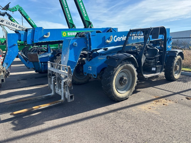 2015 Genie GTH-844 Telehandler