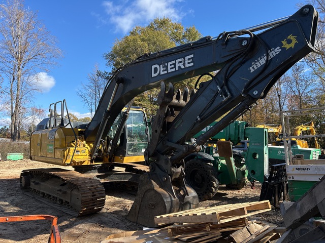 2019 John Deere 210G LC Tracked Excavator (Inoperable) 2019 John Deere 210G LC Tracked Excavator (Inoperable)