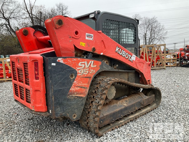 MINI CARGADOR SOBRE ORUGAS KUBOTA SVL952SHFC