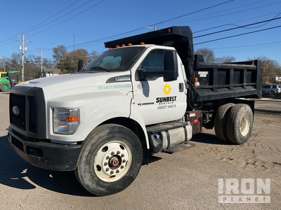 2017 Ford F-750 4x2 S/A Dump Truck