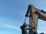 Hydraulics with Bucket Cylinder