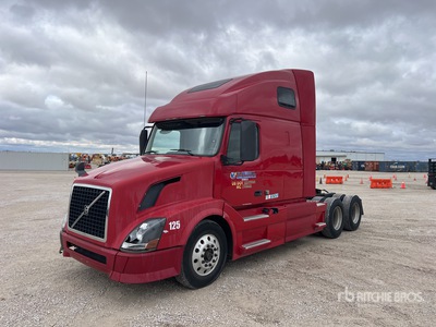2013 Volvo VNL 6x4 T/A Sleeper Truck Tractor