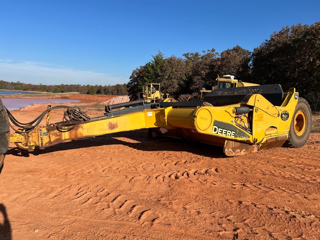 John Deere 2412D 2 Tire Ejector Pull Scraper