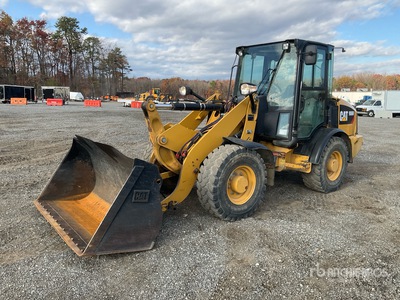 2019 Cat 906M Pala cargadora