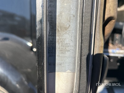 1998 Kenworth T800 6x4 Furgoneta caja cerrada