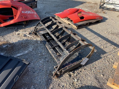 Land Pride SGC0554 54 in Ag Tractor Grapple ملحق زراعي