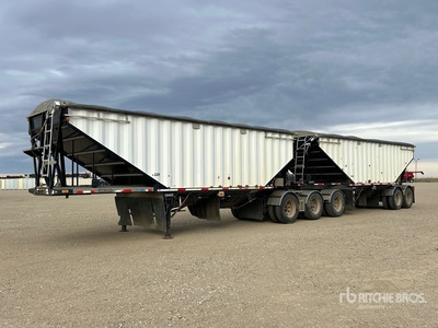 2009 Lode King 28 ft Tri/A Super B-Train Lead Grain Trailer