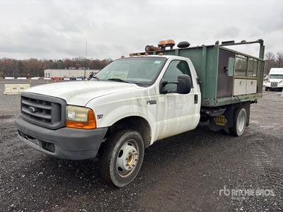 1999 Ford F-450 4x2 Flatbed Truck