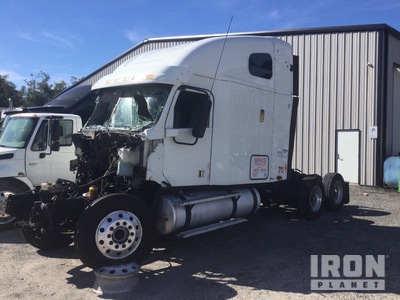 2015 Freightliner Columbia 112 6x4 3- Achs Sattelzugmaschine mit Schlafkabine (Inoperable)