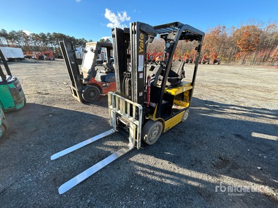 2023 Yale GC050VX 4600 lb Chariot Élévateur