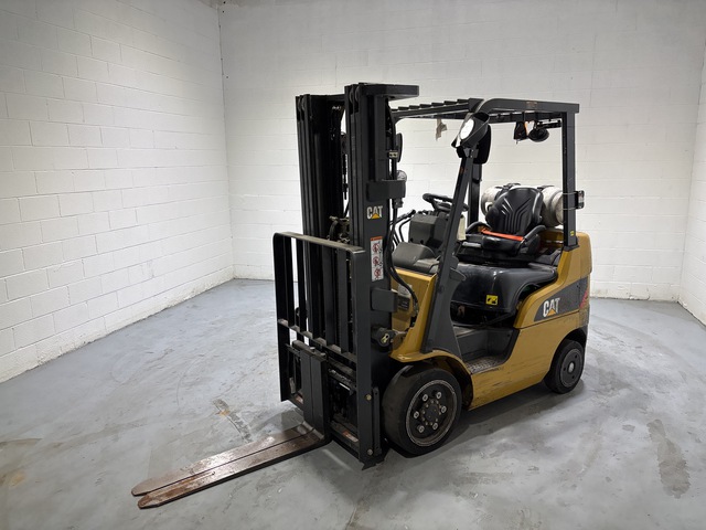 2019 Cat MH 2C4000-LE 2500 lb Cushion Tire Forklift