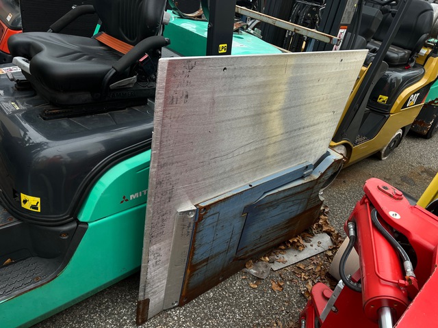 Rightline LC25H-10-1A-AP Carton Clamp