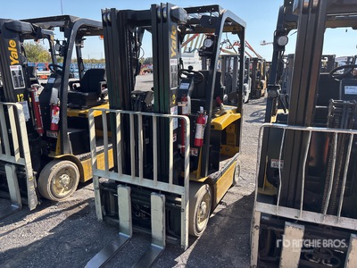 2022 Yale ERC50VG 4950 lb 電動フォークリフト (Inoperable)